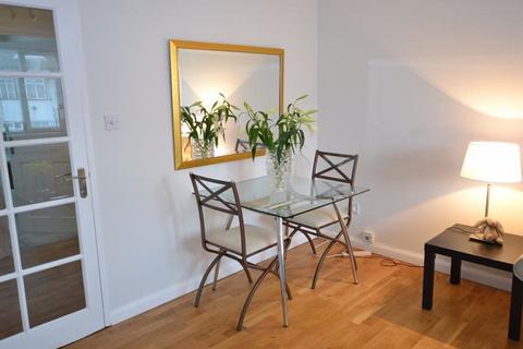 1 bedroom property to rent, Draycott Close, London NW2
