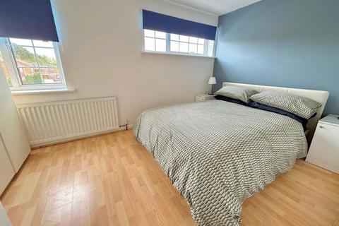 17 Birchside, Dunstable, LU6 3EH