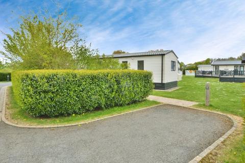 3 bedroom lodge for sale, Water Lily Meadow, Cotswold Hoburne, Cotswold Lakes