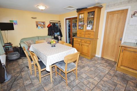 undefined, Maesydre, Llanidloes, Powys, SY18