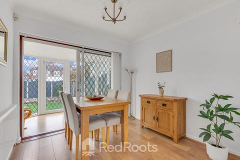 39 Shelley Grove, Doncaster, DN5 8BU