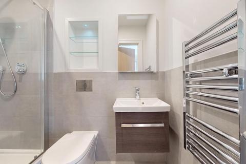 Studio to rent, Beverley Way