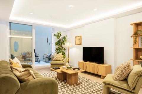 2 bedroom flat for sale, Lamb Mews, 50 Lamb Lane, London, E8