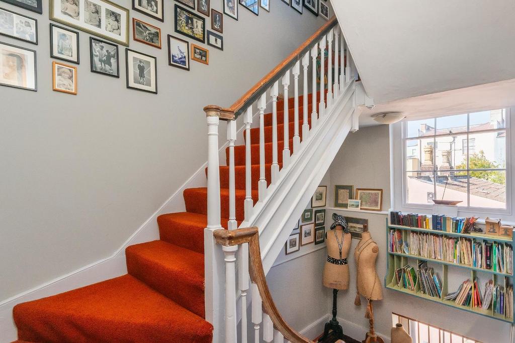 1 S2 PKN - Staircase A.jpg