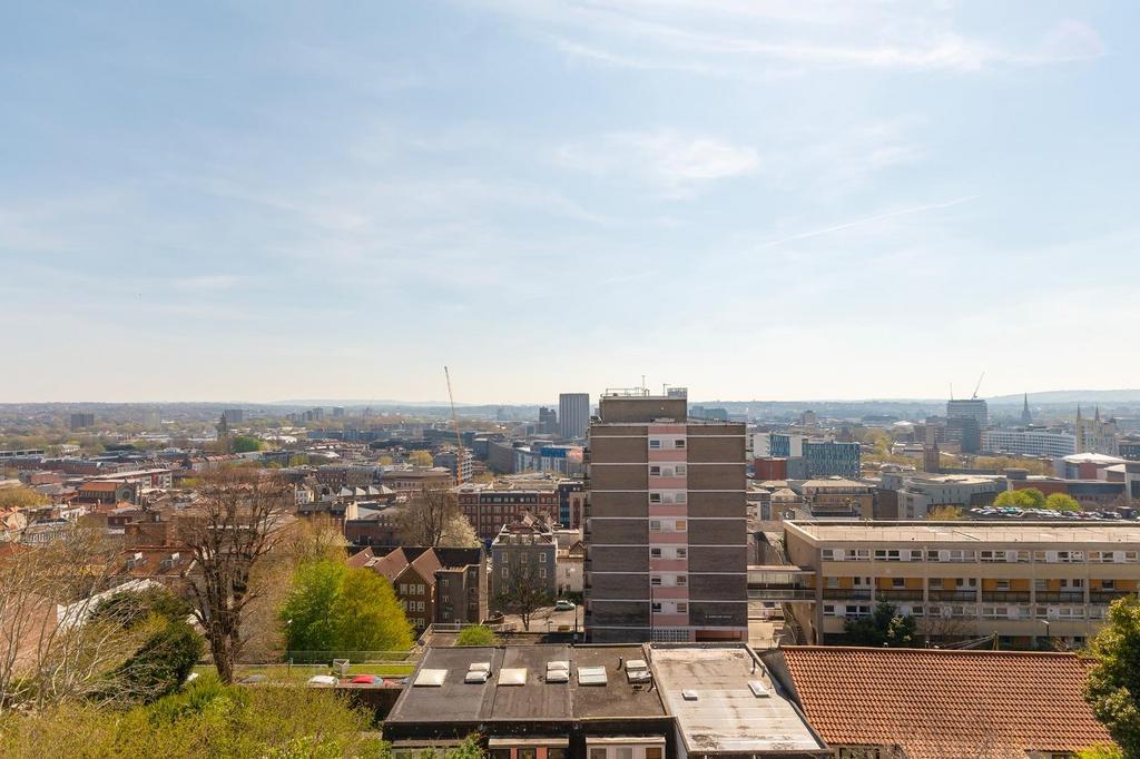 1 S2 PKN - The View A.jpg