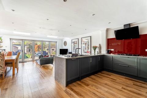 2 Cherry Trees, Lower Stondon, Henlow, SG16 6DT