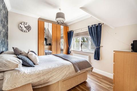 2 Cherry Trees, Lower Stondon, Henlow, SG16 6DT