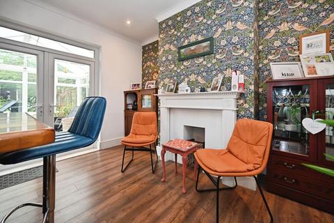 3 bedroom semi-detached house for sale, Leeds Road, Rawdon, Leeds