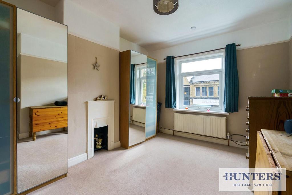 99933 5 Leeds Road Rawdon (13) - Copy low.jpg