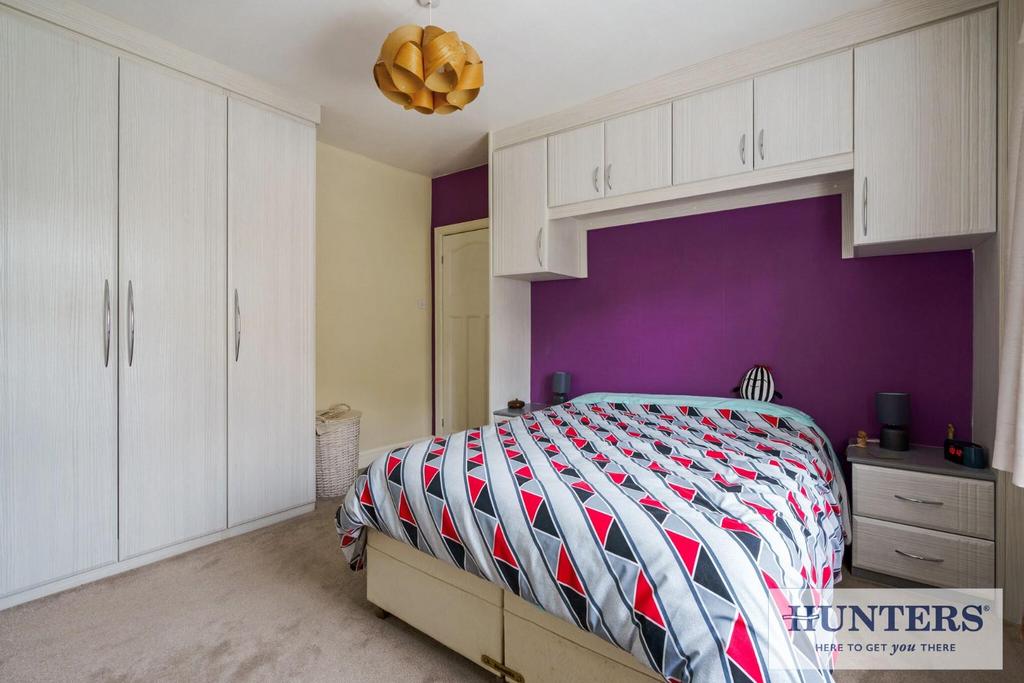 99933 5 Leeds Road Rawdon (15) - Copy low.jpg