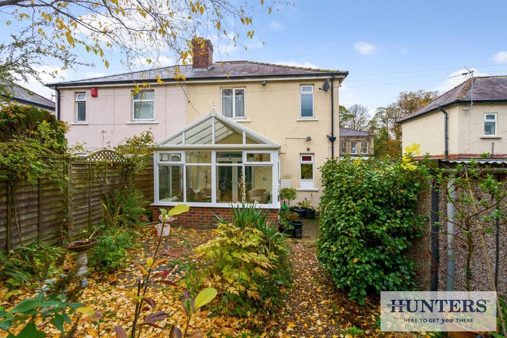 99933 5 Leeds Road Rawdon (19) - Copy low.jpg