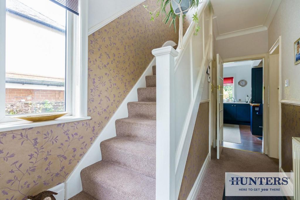 99933 5 Leeds Road Rawdon (11) - Copy low.jpg