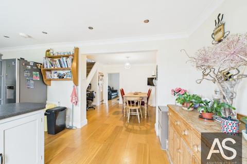 5 bedroom end of terrace house for sale, Glottenham Farm Cottages, Robertsbridge, TN32