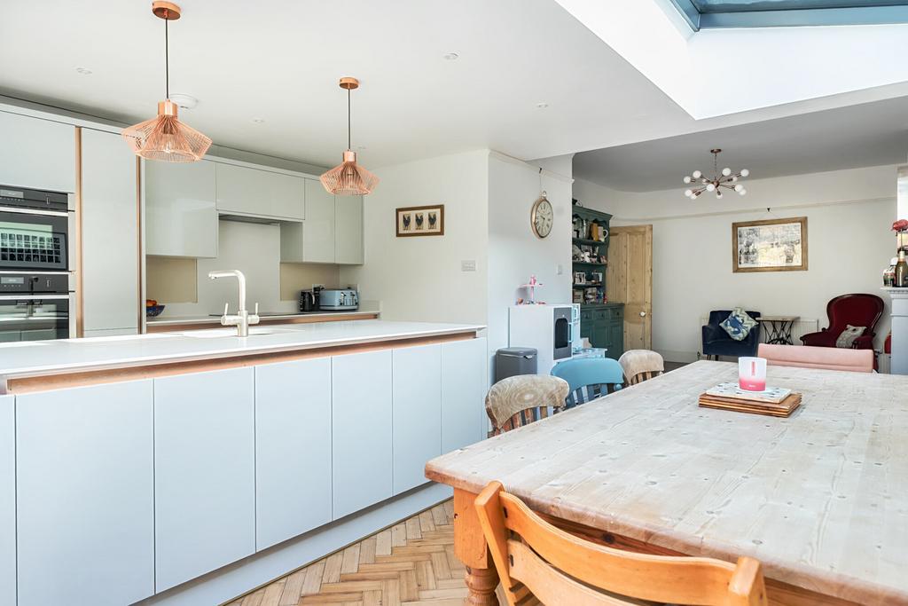Kitchen/Reception