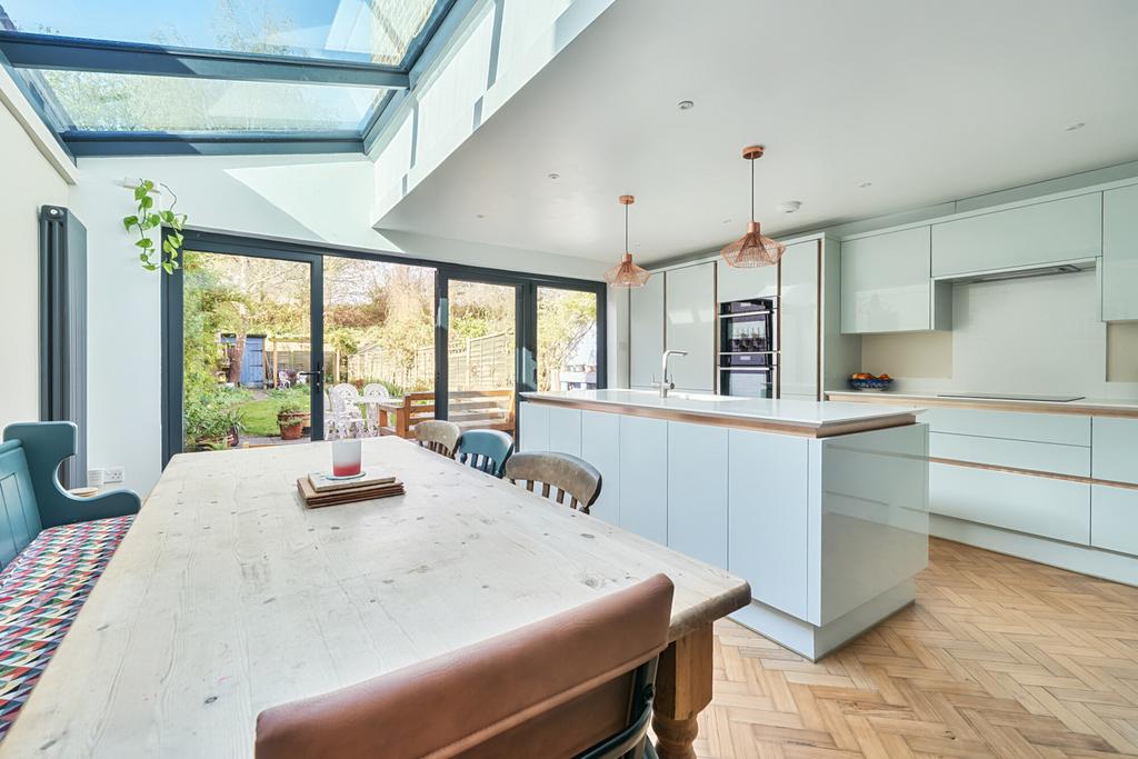Kitchen/Reception