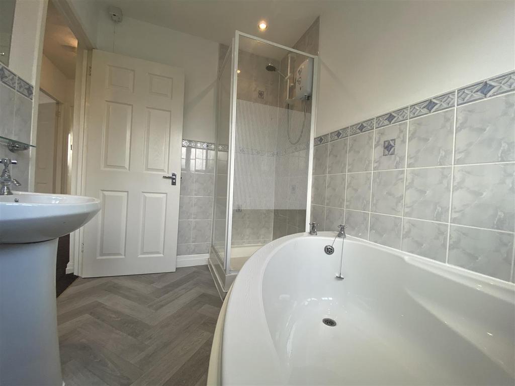 Bathroom.jpeg