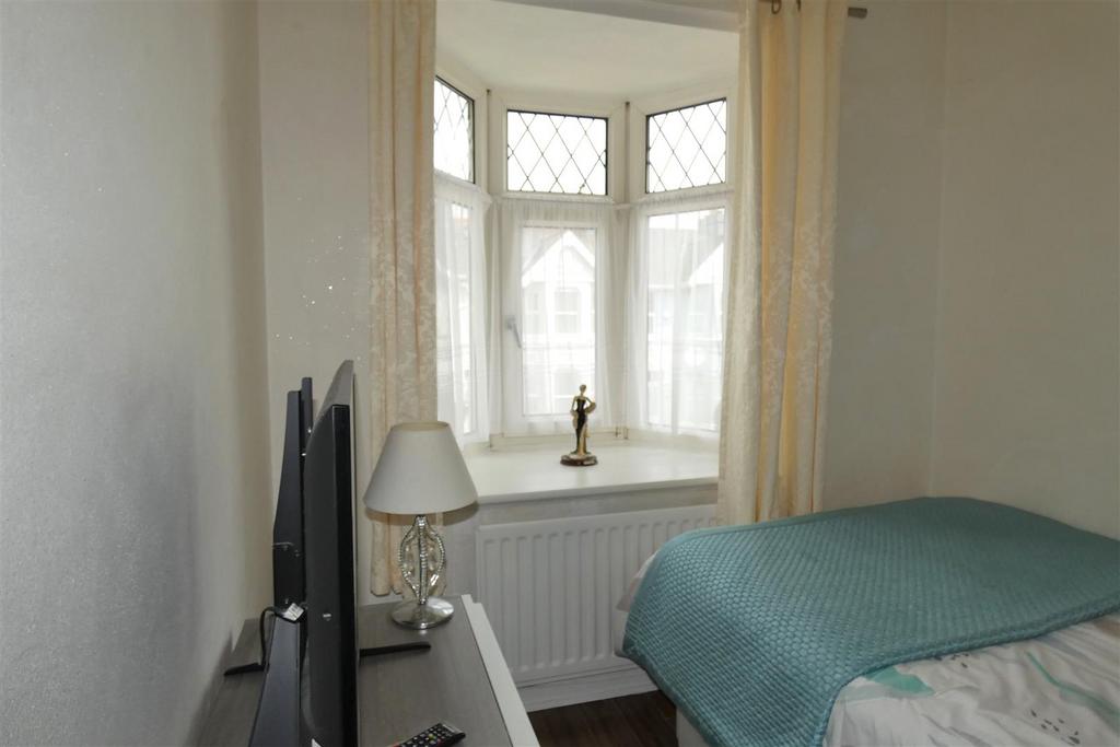 Bedroom 3.JPG