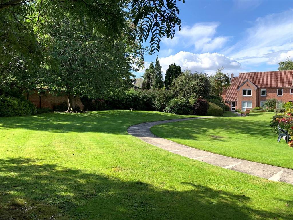 Haldenby garden 1.jpg
