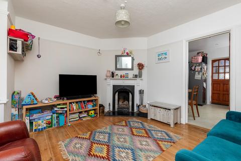 35 Pound Lane, Upper Beeding, Steyning, BN44 3JB