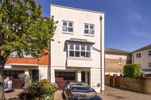 13 Lattimer Place, London, W4 2UD
