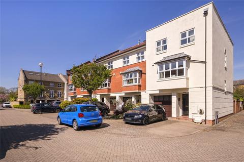 13 Lattimer Place, London, W4 2UD