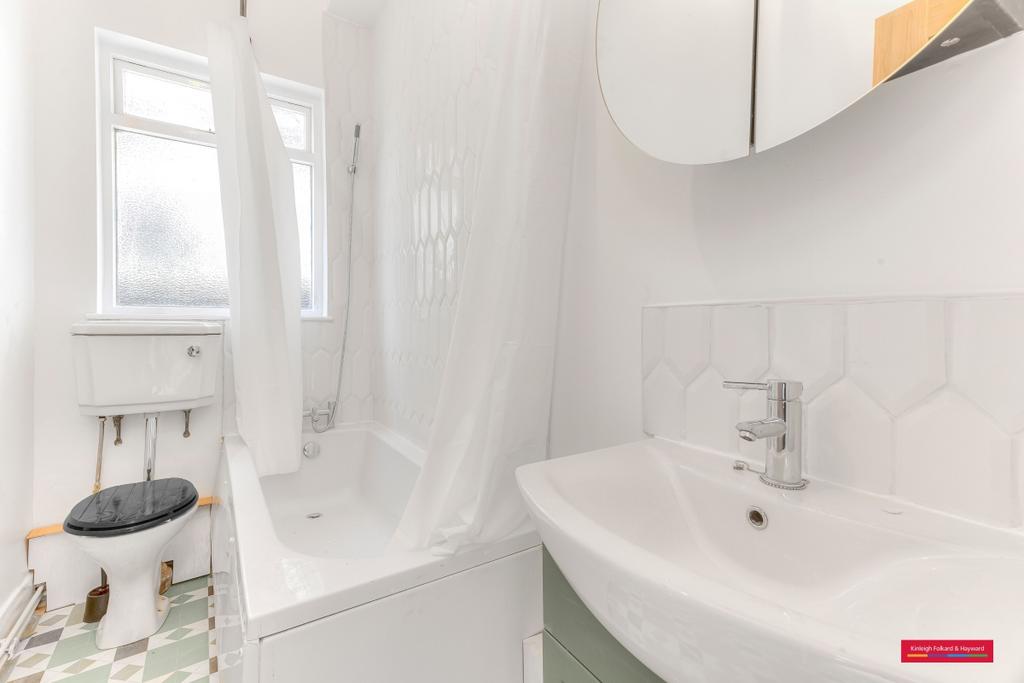 29 A Culverley Road S