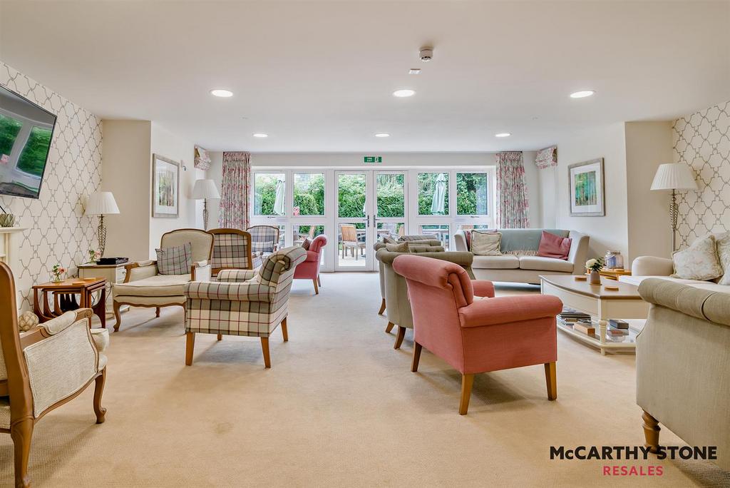 Homeowners Lounge