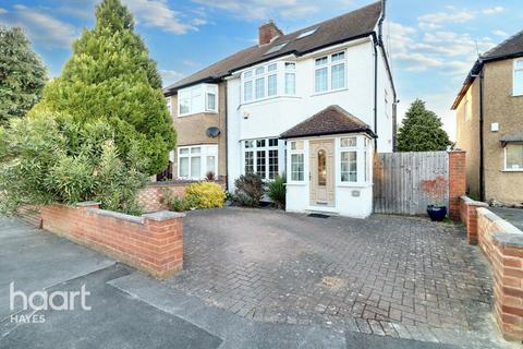 3 Cromer Close, Uxbridge, UB8 3DA