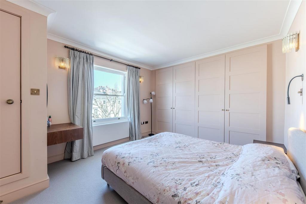 3 at 87 hamilton terrace 2962 bed1.jpg