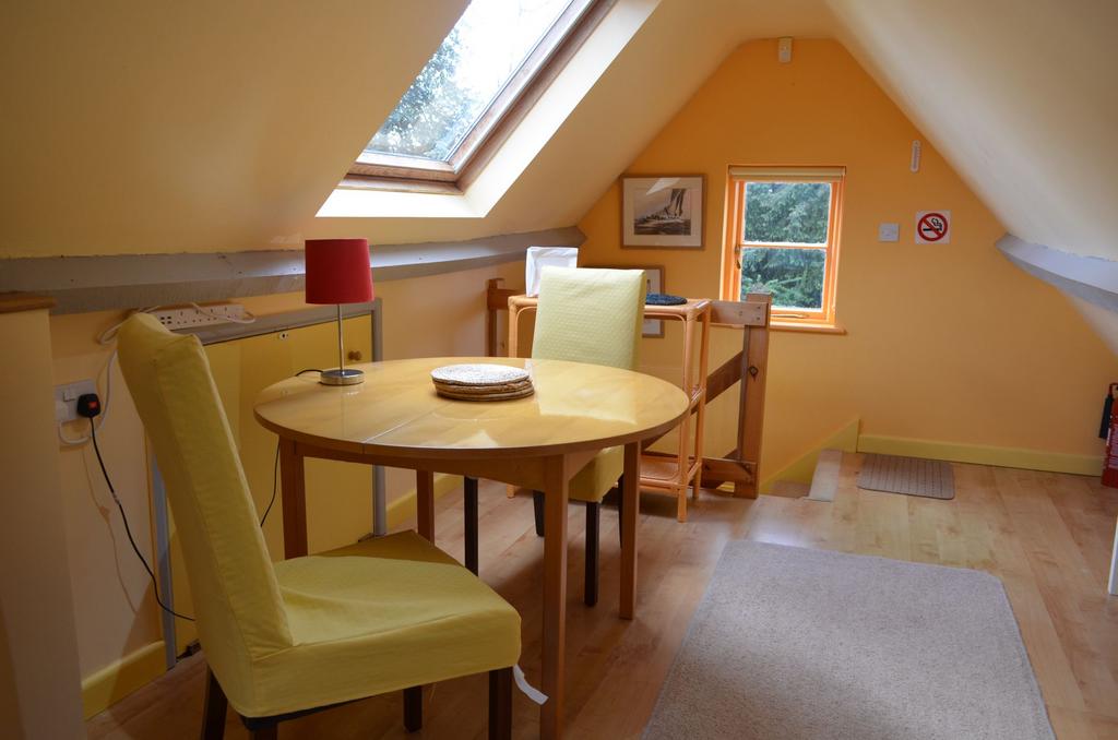 Loft Studio Dining area