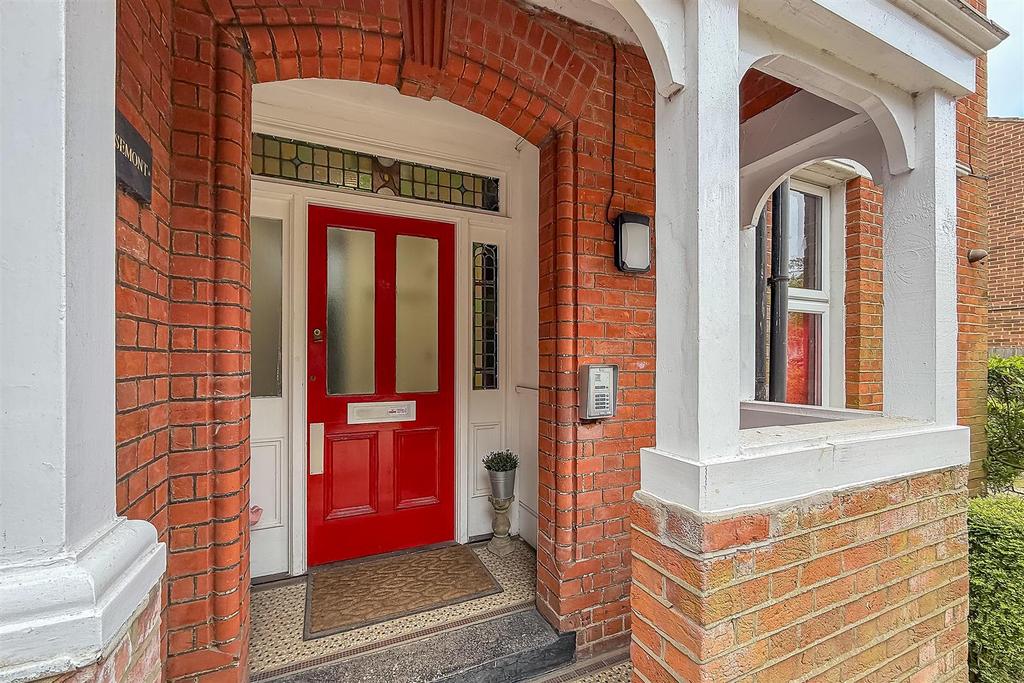 228 London Road-6.jpg
