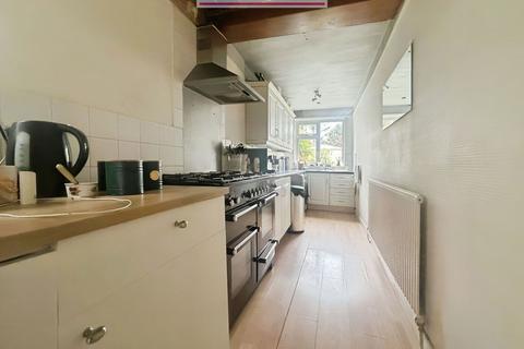 31 Lullingstone Avenue, Swanley, BR8 7JN
