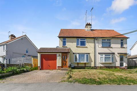 Colchester Road, Lawford, Manningtree