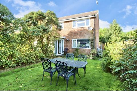 3 bedroom end of terrace house for sale, Ridley Close, Holbury