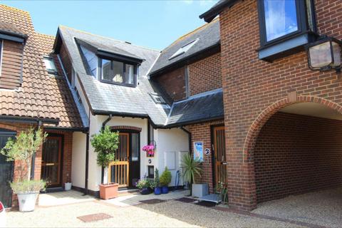 4 bedroom terraced house for sale, 22 Velsheda Court, Hythe Marina