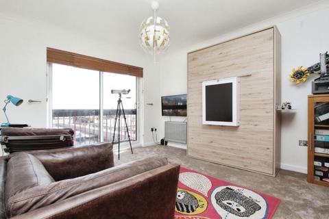 4 bedroom terraced house for sale, 22 Velsheda Court, Hythe Marina