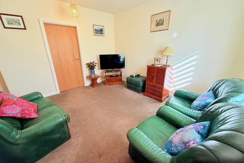 2 bedroom end of terrace house for sale, Richard Whiteley Drive, Shipley BD17