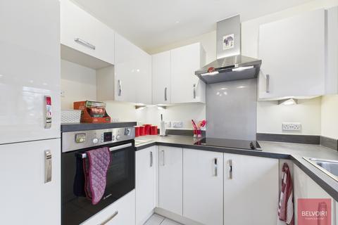 2 bedroom flat for sale, Fern Court, Sketty, Swansea, SA2