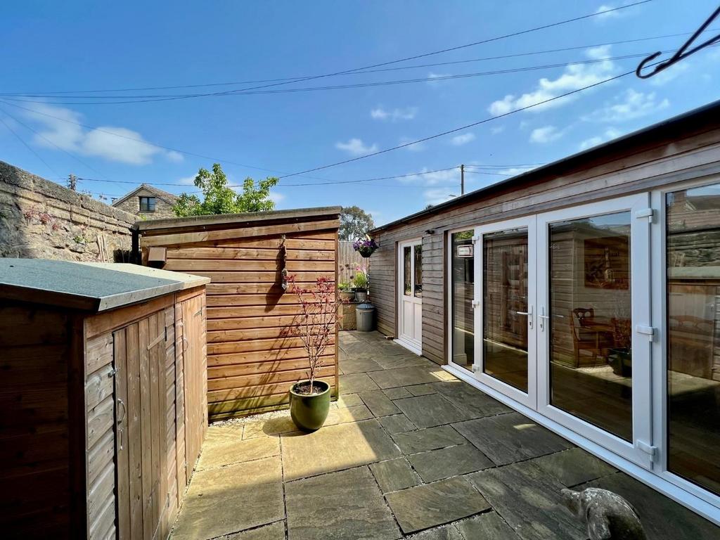 Patio1.jpg