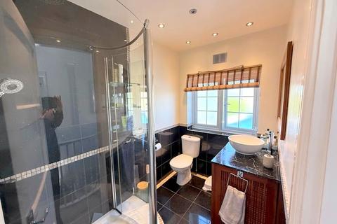 53 Dudley Road, Feltham, TW14 8EJ