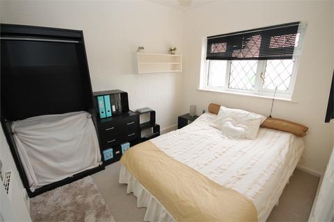 2 bedroom terraced house for sale, First Avenue, WALTON ON THE NAZE, CO14