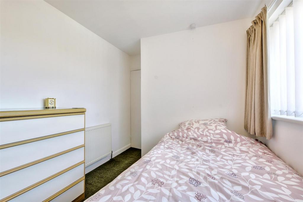 Bedroom 2 2.jpeg