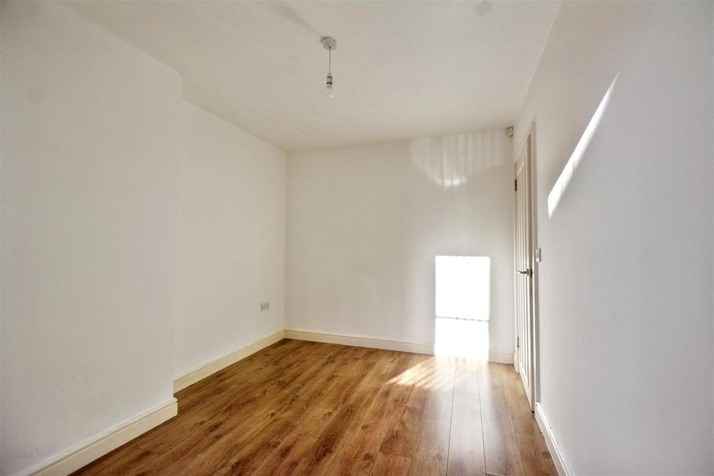 Bedroom 2 2.jpeg