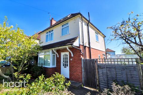 4 bedroom detached house for sale, Beckingham Road, Guildford