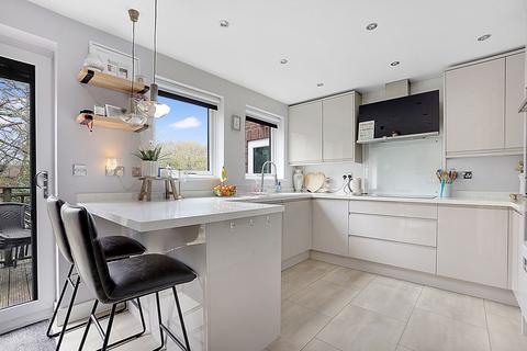 4 bedroom detached house for sale, Hurst Hill, Walderslade Woods, Chatham ME5