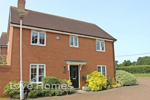 Darwin Croft, Flitwick