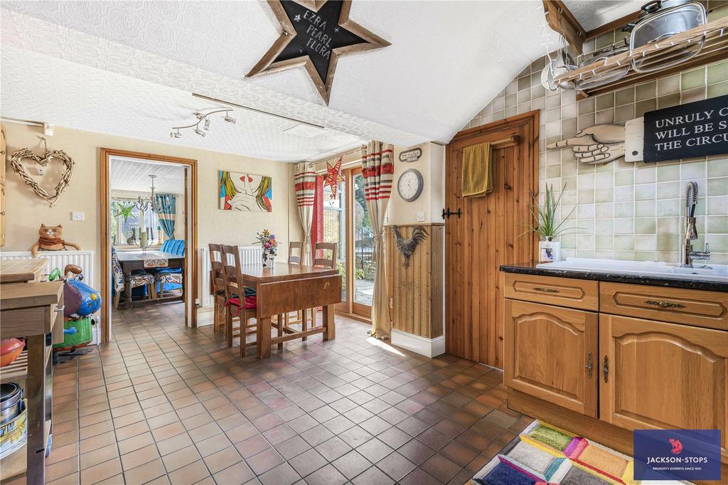 Kitchen/Breakfast