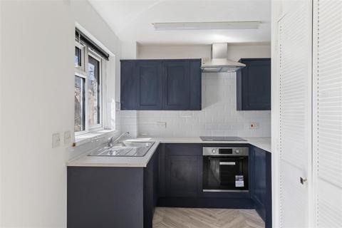 Studio for sale, Kings Road, Petersfield