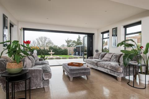 5 bedroom detached house for sale, The Rickyard, Wootton Wawen, Henley-in-Arden, Warwickshire, B95