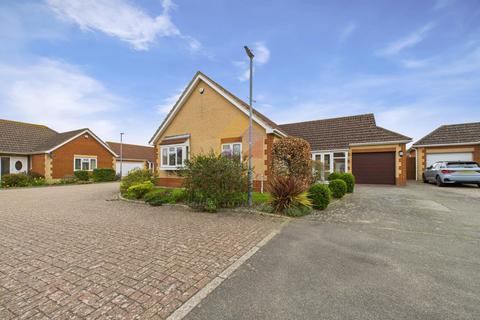 10 Bloom Close, Frinton-on-sea, CO13 0HA